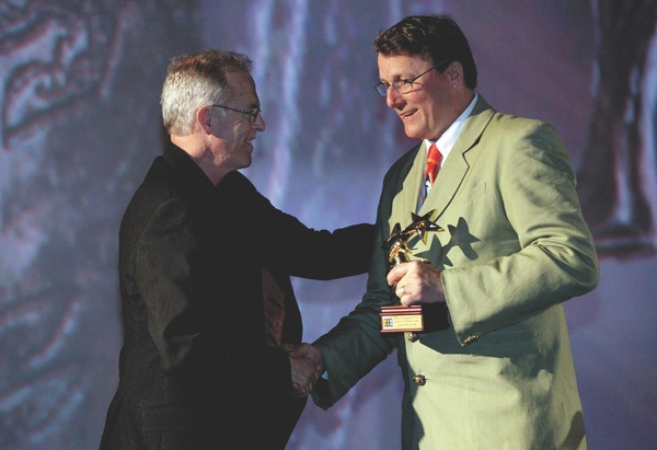 Richard Taylor Accepts the King Vidor Award
