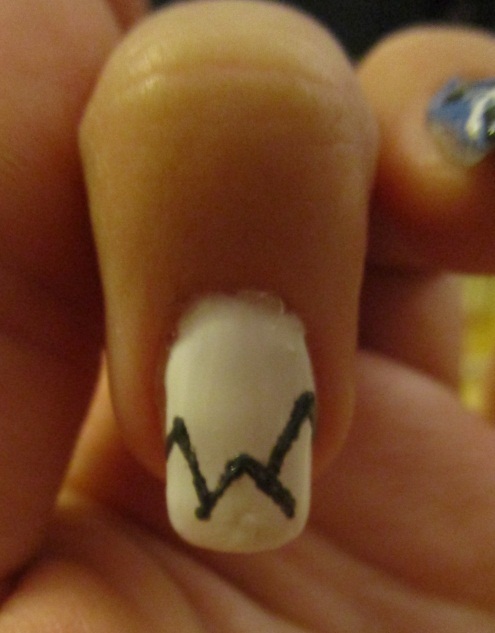 Hobbit-nail-art-tutorial-white-2